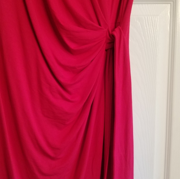 Mercer and Madison red dree - Picture 2 of 5